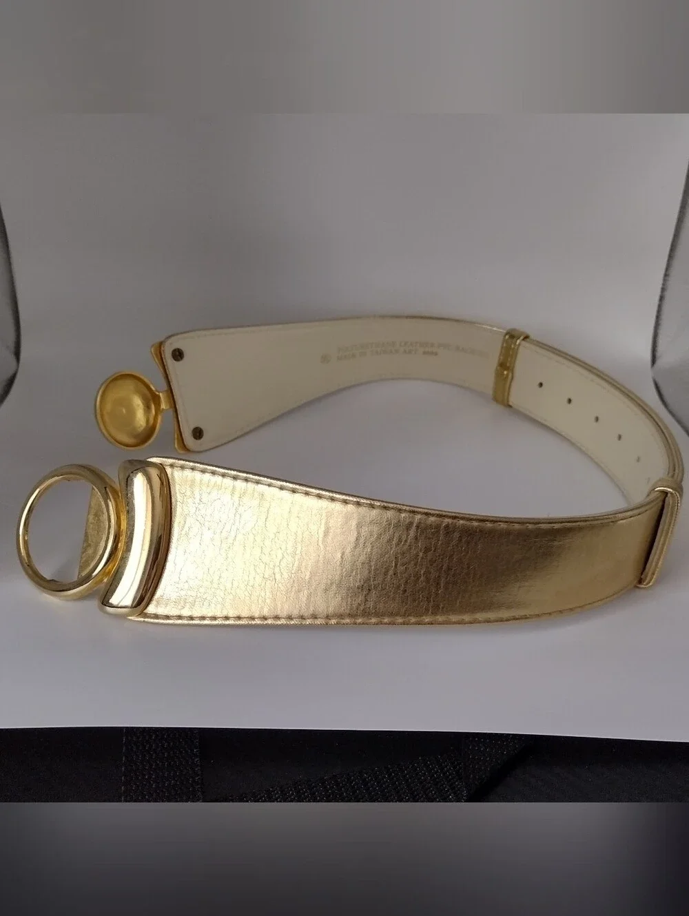 80s Gold Metallic Vegan Leather Waist Belt with Metal Interlocking Buckle